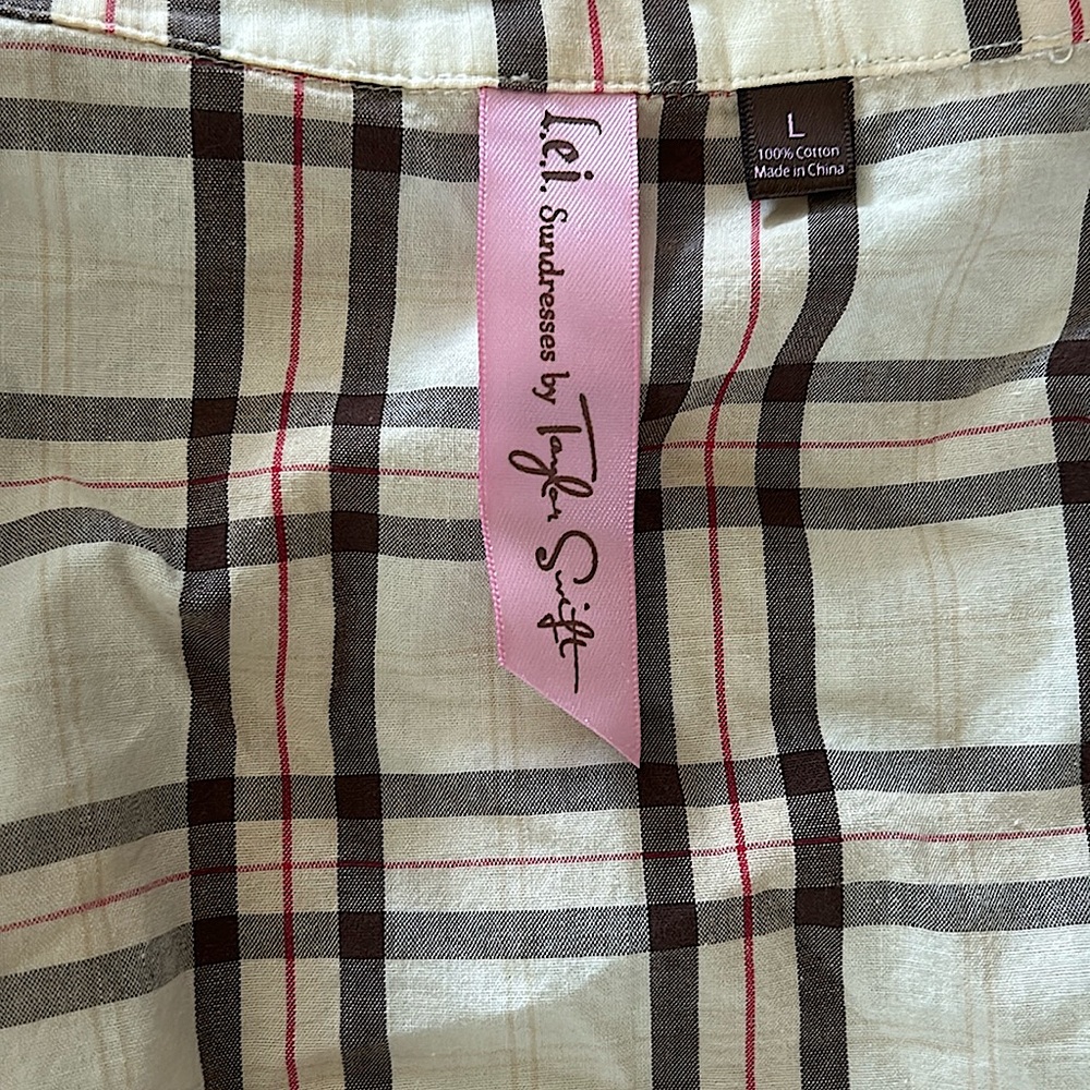 L.e.i. Sundresses by Taylor Swift Cream Checkered Short Sleeve Dress **Size L** - Picture 5 of 8